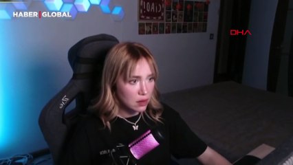 Depreme canlı yayın sırasında yakalandı! Panik anları kamerada