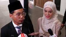 Uqasha cuma diam membisu, lantik peguam baharu jawab kes cerai