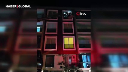 Yer İzmir: 6,1'lik depreme itfaiye ekipleri vinç üzerinde yakalandı