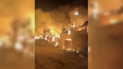 Çankırı'da yangın! 6 ev 1 ahır kullanılmaz hale geldi