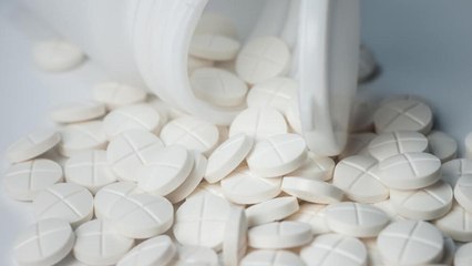Study Links Common Painkiller to Increased Heart Failure Risk in Seniors