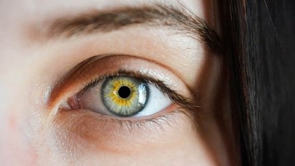 This Subtle Clue in Your Eyes Could Be an Early Warning for Dementia