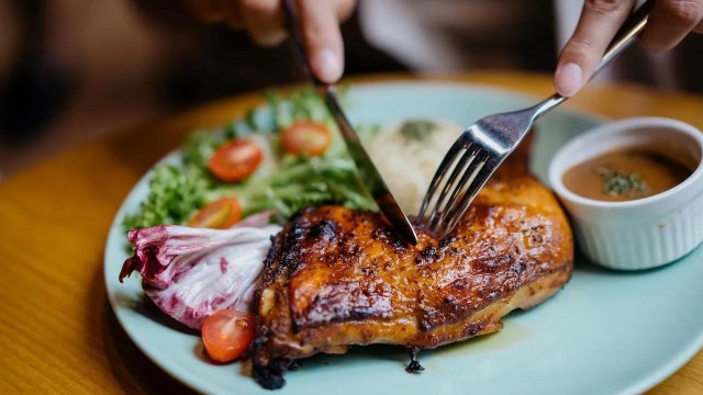 Eating Poultry Regularly Linked to Higher Mortality Risk, Study Suggests