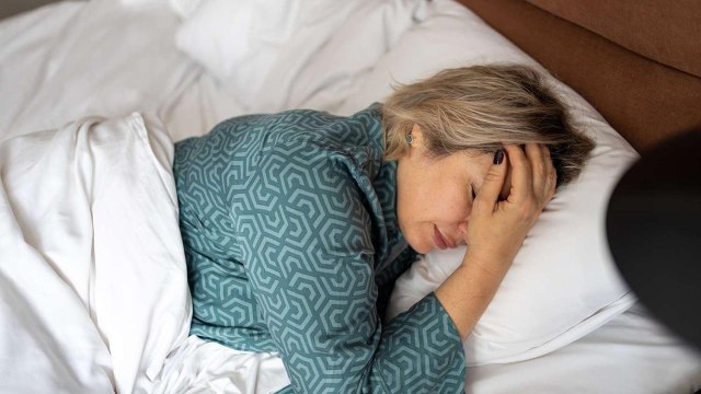 Disruptions in Sleep-Wake Cycle Linked to Higher Dementia Risk in Women