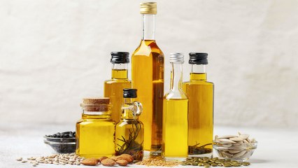 4 Registered Dietitians Were Asked to Name the Healthiest Cooking Oil, and They All Said the Same Thing