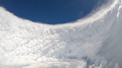 Los 'Cazadores de Huracanes' entran en el ojo del Melissa y graban estas imágenes