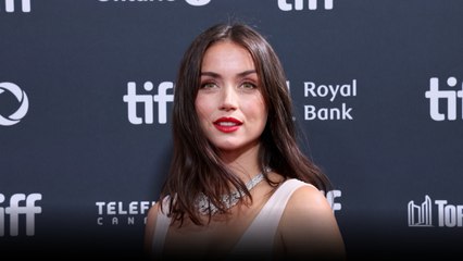 Ana de Armas habla de Tom Cruise en medio de rumores de romance
