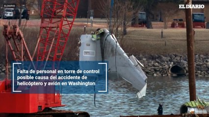 Falta de personal en torre de control es la causa posible del accidente de helicóptero y avión en Washington