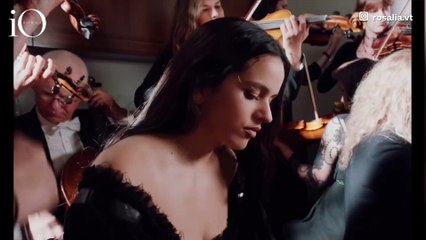 Rosalía incontra Björk: Un'Esplosione di Rinascita nel Video di 'Berghain' 🎶