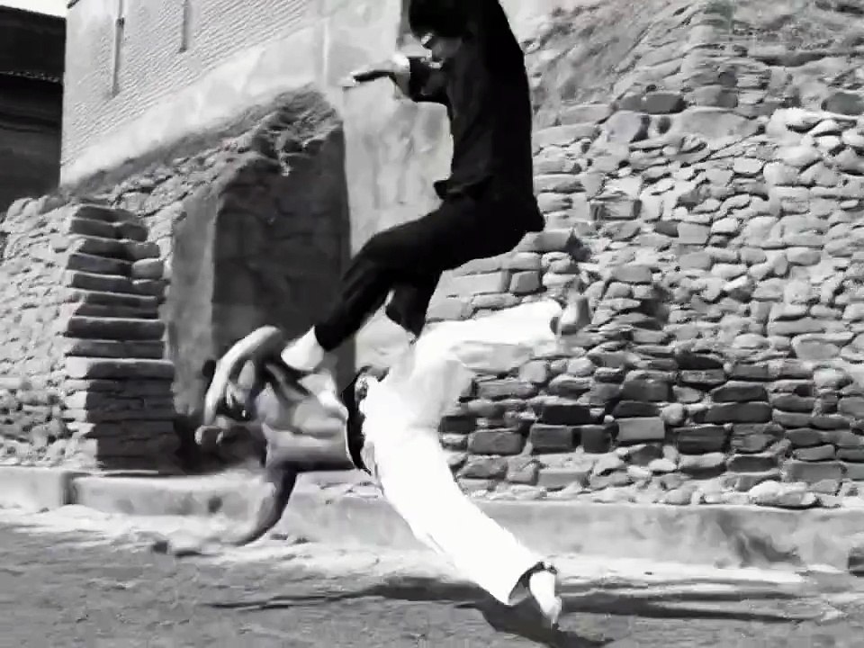 Bolo Yeung 🐉 vs Bruce Lee 🥋 | Worst Fight Scene Ever? 😬💥