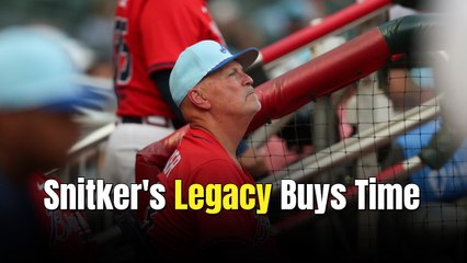 Braves to Keep Snitker, Scrutiny on Anthopoulos