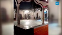 Bursa'da tarihi Emirsultan Camii’nin kubbesine yıldırım düştü