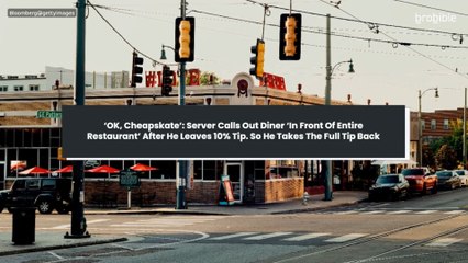 ‘OK, Cheapskate’: Server Calls Out Diner ‘In Front Of Entire Restaurant’ After He Leaves 10% Tip. So He Takes The Full Tip Back