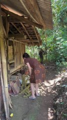 Don't touch it, it will itch.