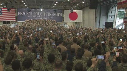 SPECTACULAR RECEIVING of TRUMP in YOKOSUKA BASE in JAPAN