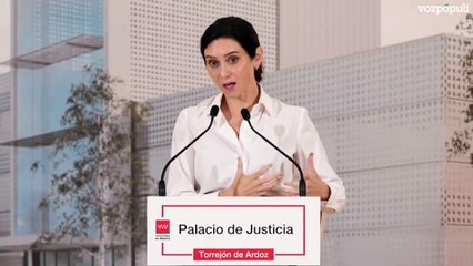 Ayuso denuncia una “deriva bolivariana” tras el plan de Moncloa