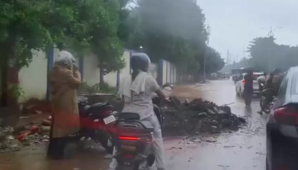 Andhra Pradesh Heavy Rain: Wall Collapses Near Malkapuram Police Station
