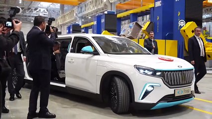 3 Altay tankı envantere giriyor! Erdoğan, tören alanına özel üretim Togg ile geldi