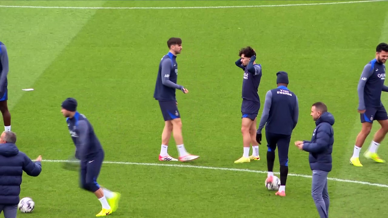 Fabian Ruiz et Joao Neves présents à l'entraînement collectif à la veille du déplacement du PSG à Lorient - Foot - Ligue 1 - PSG