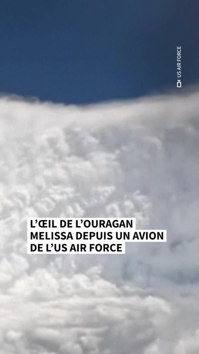 L’œil de l’ouragan Melissa depuis un avion de l’US Air Force