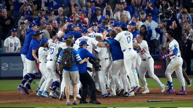 Dodgers de Los Ángeles se lleva el juego más largo de la historia en Serie Mundial