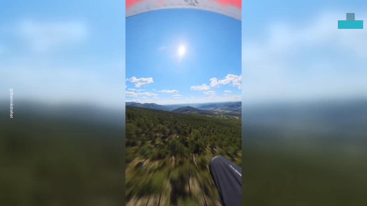 Paraglider Gets Caught in a Thermal Current