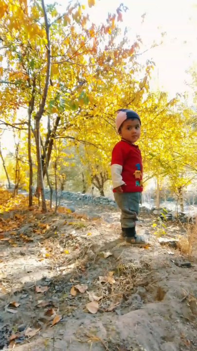 autumnBaby with special video effects