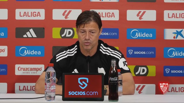 Para ver una y otra vez: el ejemplar discurso de Almeida sobre el césped del Toledo en Copa del Rey