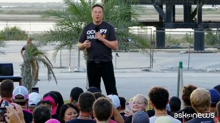 Musk lancia Grokipedia, enciclopedia creata dall'AI alternativa a Wikipedia