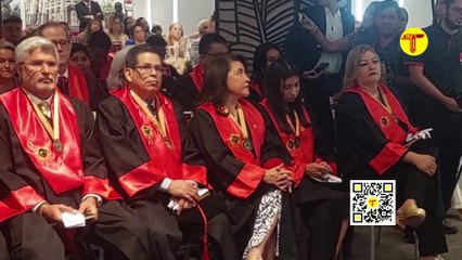 SELECTOS PERSONAJES RECIBIERON LA INVESTIDURA DEL DOCTORADO HONORIS CAUSA