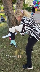 Σπυροπούλου: Με τη μαμά της και τους γιους της στην παιδική χαρά