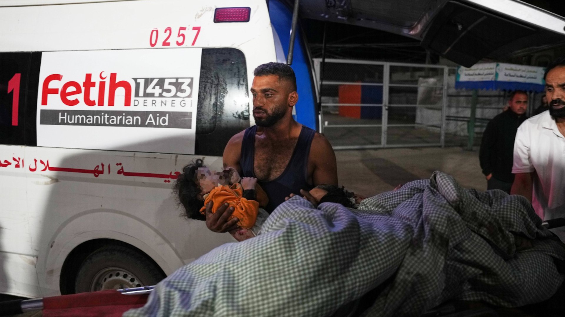 Israel lanza ataques aéreos sobre Gaza tras disparos contra sus tropas y la devolución errónea