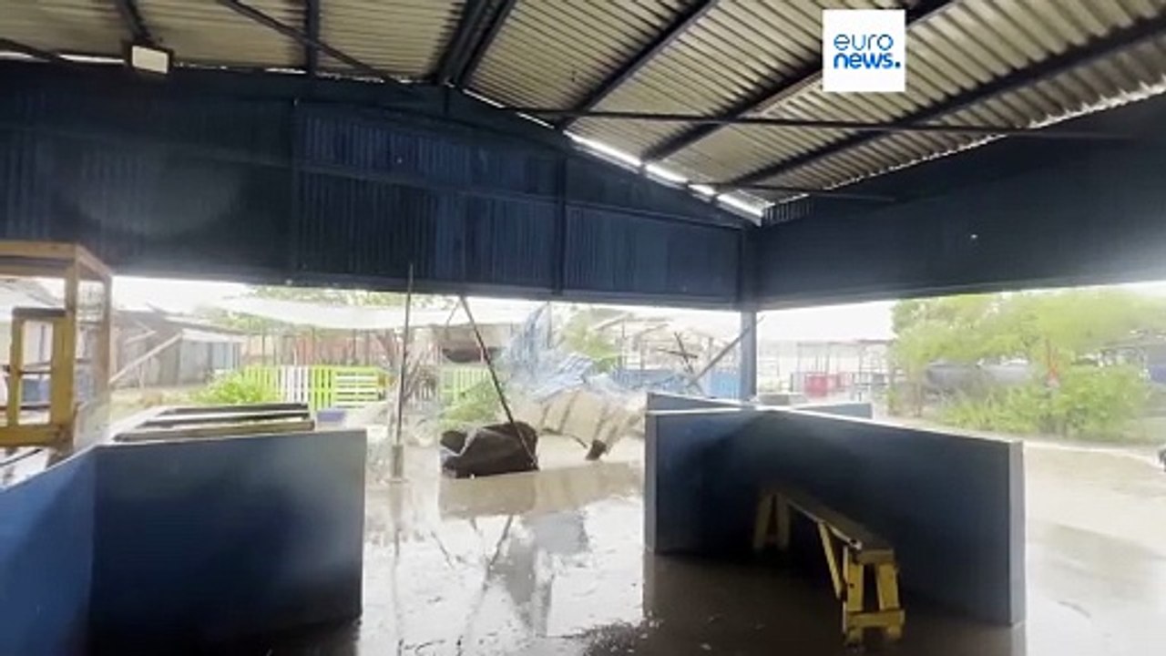 Watch: Streets flood in Kingston as Hurricane Melissa slams Jamaica