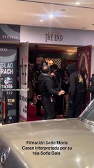 Se conocieron las primeras imágenes de Sofía Gala interpretando a Moria Casán y el parecido es impactante