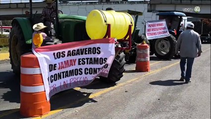 Bloqueos por protesta de maiceros dejan varados a pasajeros en centrales de Tlaquepaque y Zapopan