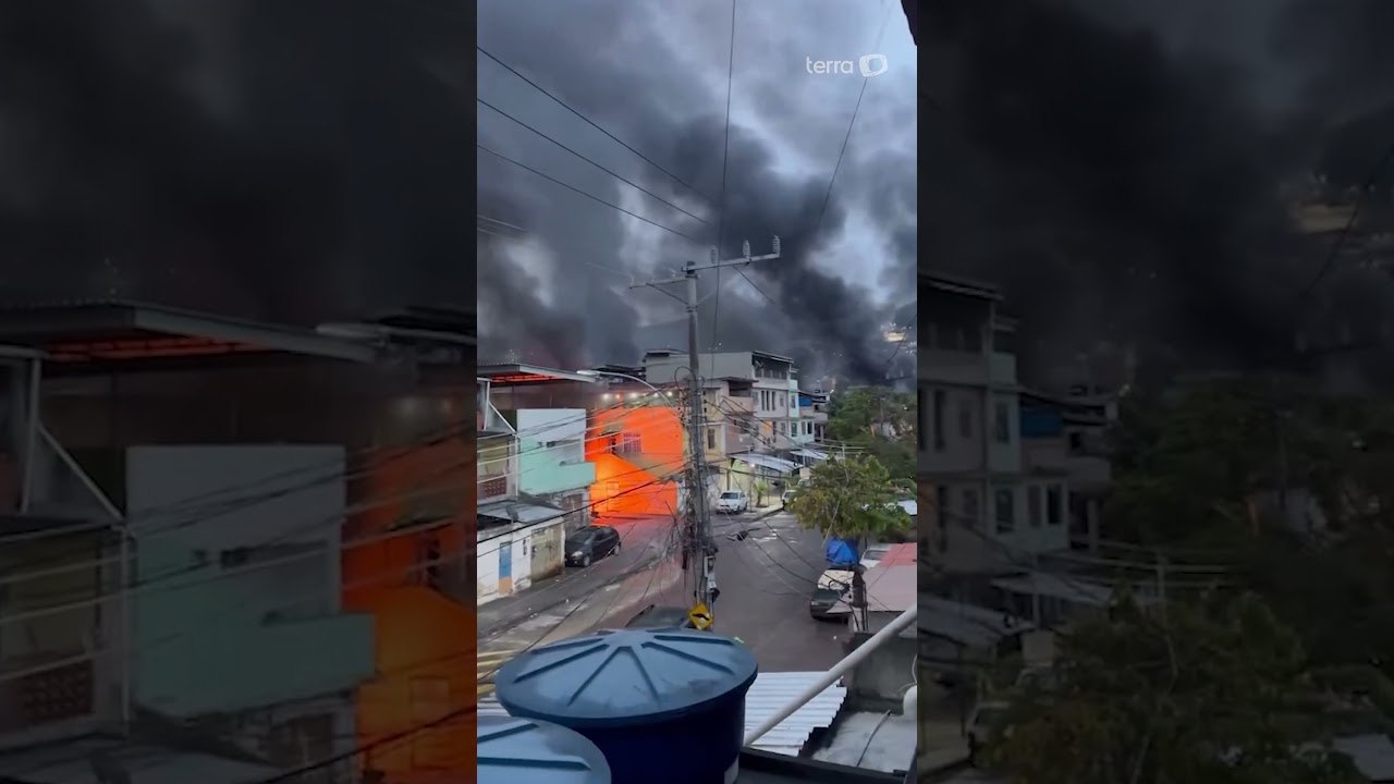 Moradores registram casas em chamas e muro crivado de tiros em meio a operação no Rio