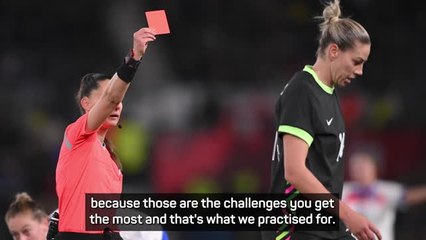 England disappointed to play against 10 after early Australia red card