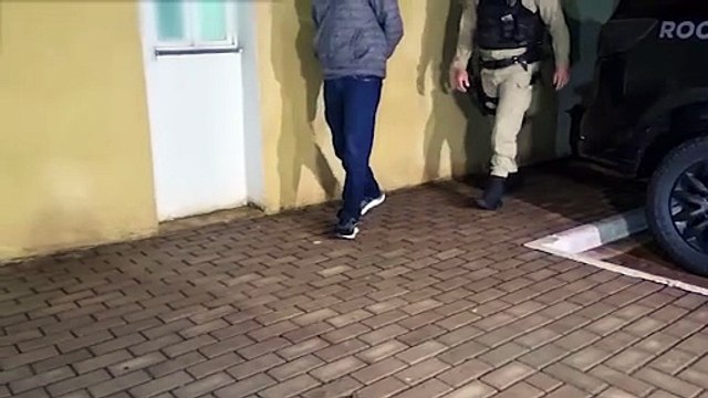 Homem é detido com cocaína e munições no Centro de Cascavel