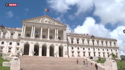 Portugal : en accord avec l'extrême droite, le gouvernement durcit les règles d'acquisition de la nationalité portugaise