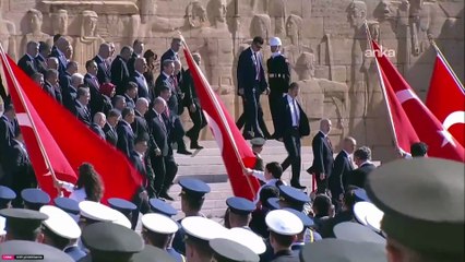 Anıtkabir'de 29 Ekim töreninde 'Recep Tayyip Erdoğan' sloganları