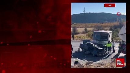 Mersin'de tarım işçilerini taşıyan midibüs otomobille çarpıştı