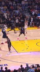 Nuit de feu dans la NBA : des stars qui s’illuminent, des équipes qui ne lâchent rien 💥76ers : comeback O.T.Miami : attaque fulguranteBucks : Giannis en mode « leader »Warriors : domination totale à domicileQui a été votre MVP cette nuit ? 👀🏀