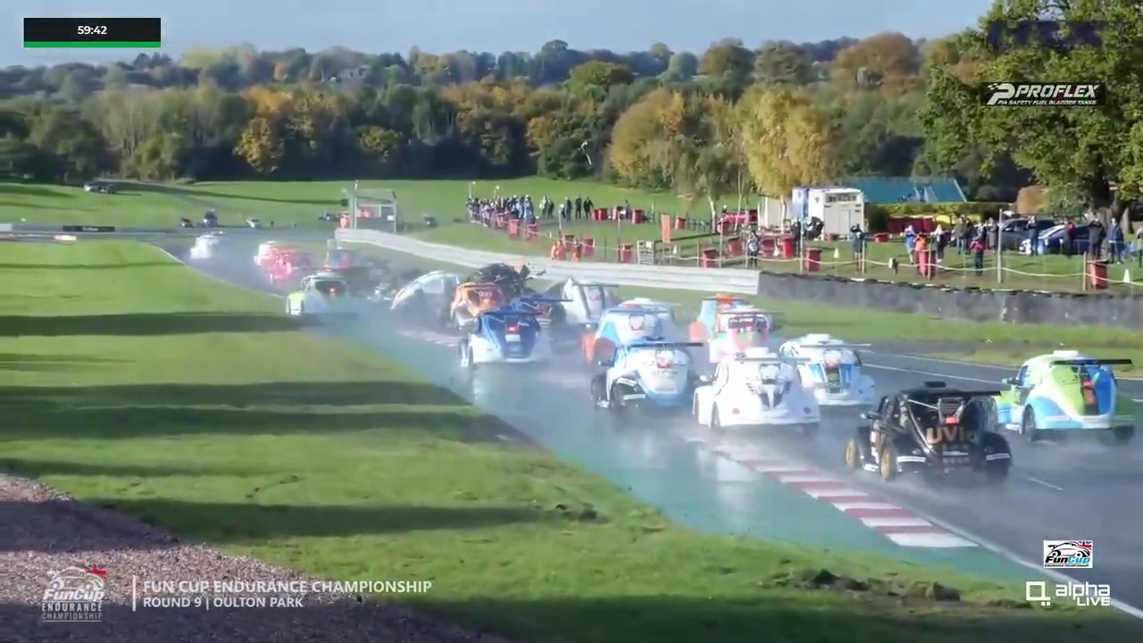 Fun Cup Endurance Championship 2025 Oulton Park 2 Race 1 Start Pile Up