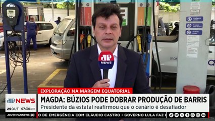 Chuvas causam alagamentos em SP e deixam 74 mil pessoas sem energia
