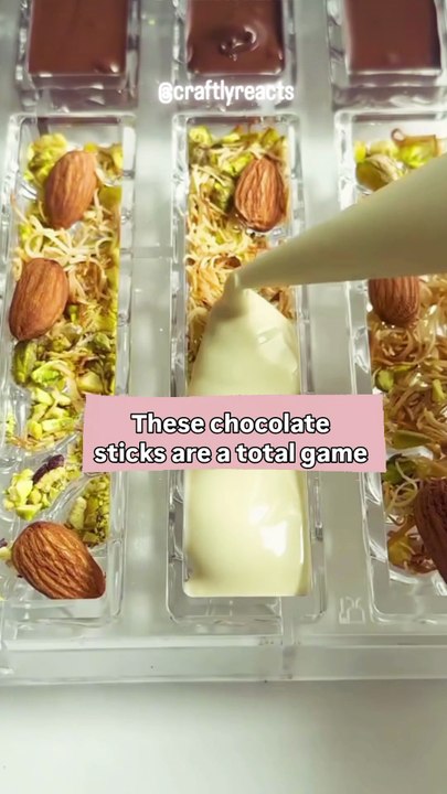 Chocolate Sticks with Nuts — The Perfect Handmade Treat! 🍫✨ #ChocolateBusiness #HandmadeChocolate #CraftlyReacts #DessertTrends #CreativeStartup #FoodBusiness #DIYSnacks #SmallBusinessIdeas #Craftly #UKBusinessIdeas Some con Reacts | DIY videos | crafts