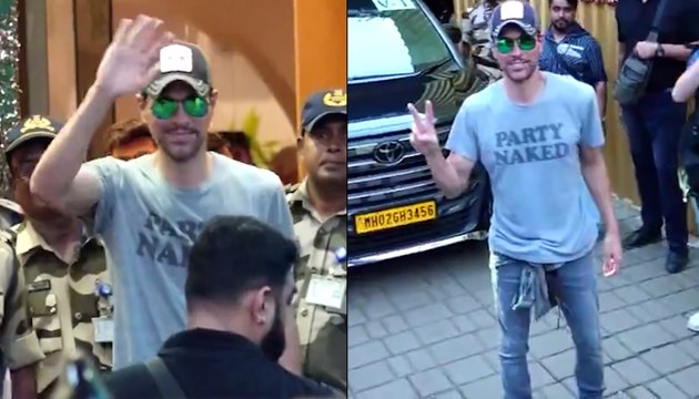 Grammy Winner Enrique Iglesias Arrives in Mumbai for Live Concert