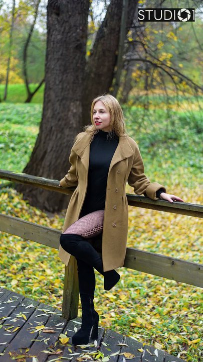 3 Must-Have Styles for Model Portfolio Photography - Studio 1