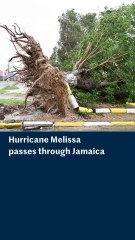 Hurricane Melissa: Footage shows Jamaica battered by nearly 300 km/h winds
