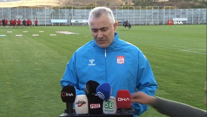 Sivasspor'da Mehmet Altıparmak: Birinci hedefimiz play-off
