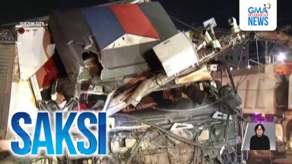 Truck, bumangga sa traffic light; pahinante, patay matapos tumalon palabas | Saksi